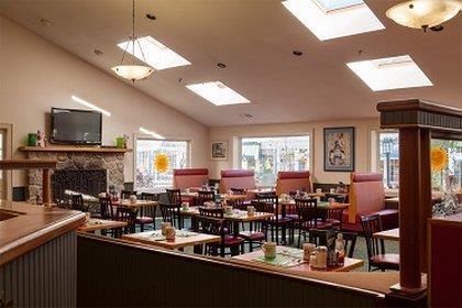 Inn On The Square Falmouth Restoran gambar